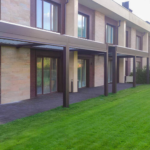 Пергола Bioclimatic Decolife B500 + Вертикальная система Zip 130, к.п. Никологорские дачи